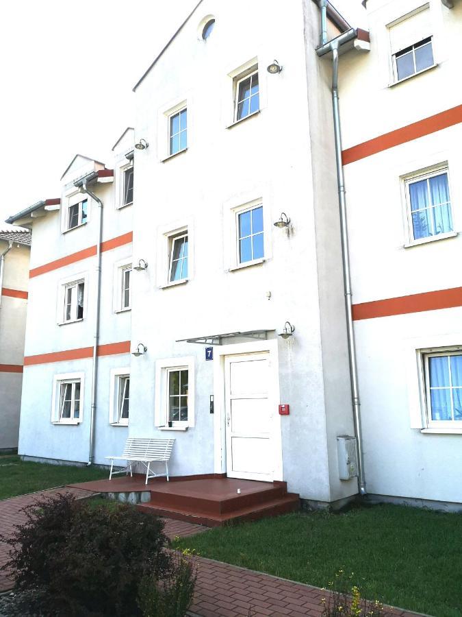 Arboretum Apartment Kórnik Exterior foto